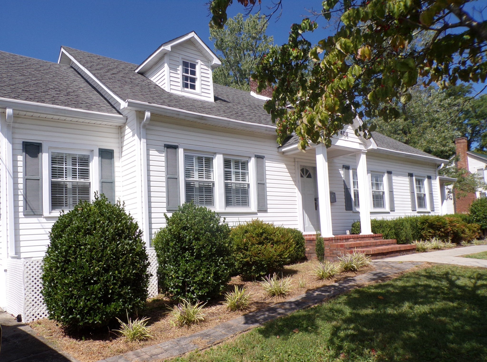 408 W Main St