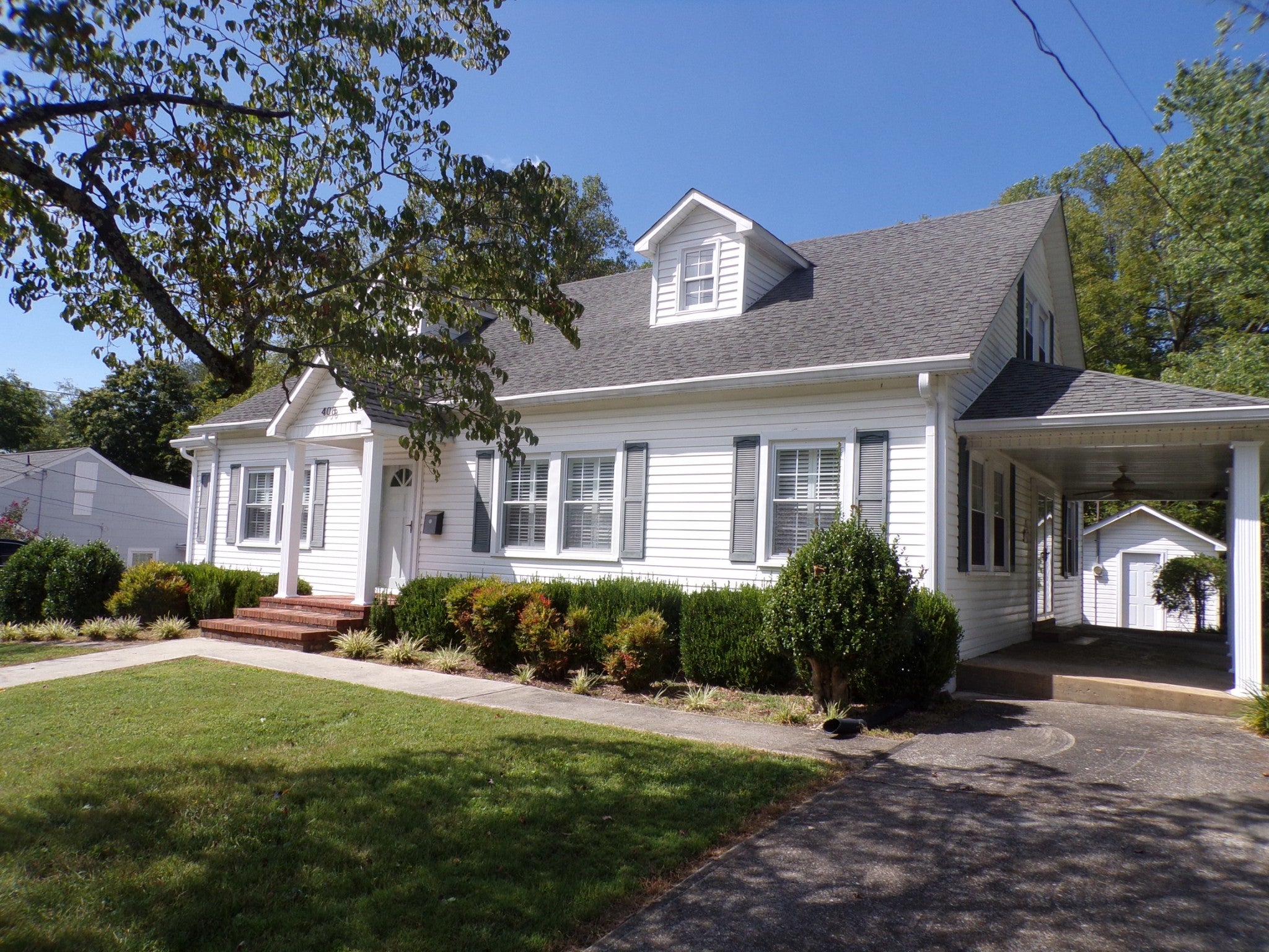 408 W Main St