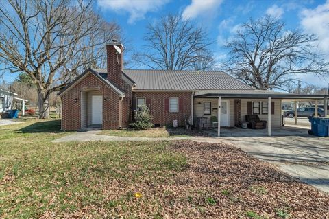 1015 Hills Chapel Rd Manchester TN 37355