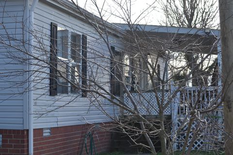 510 8th Ave E Springfield TN 37172