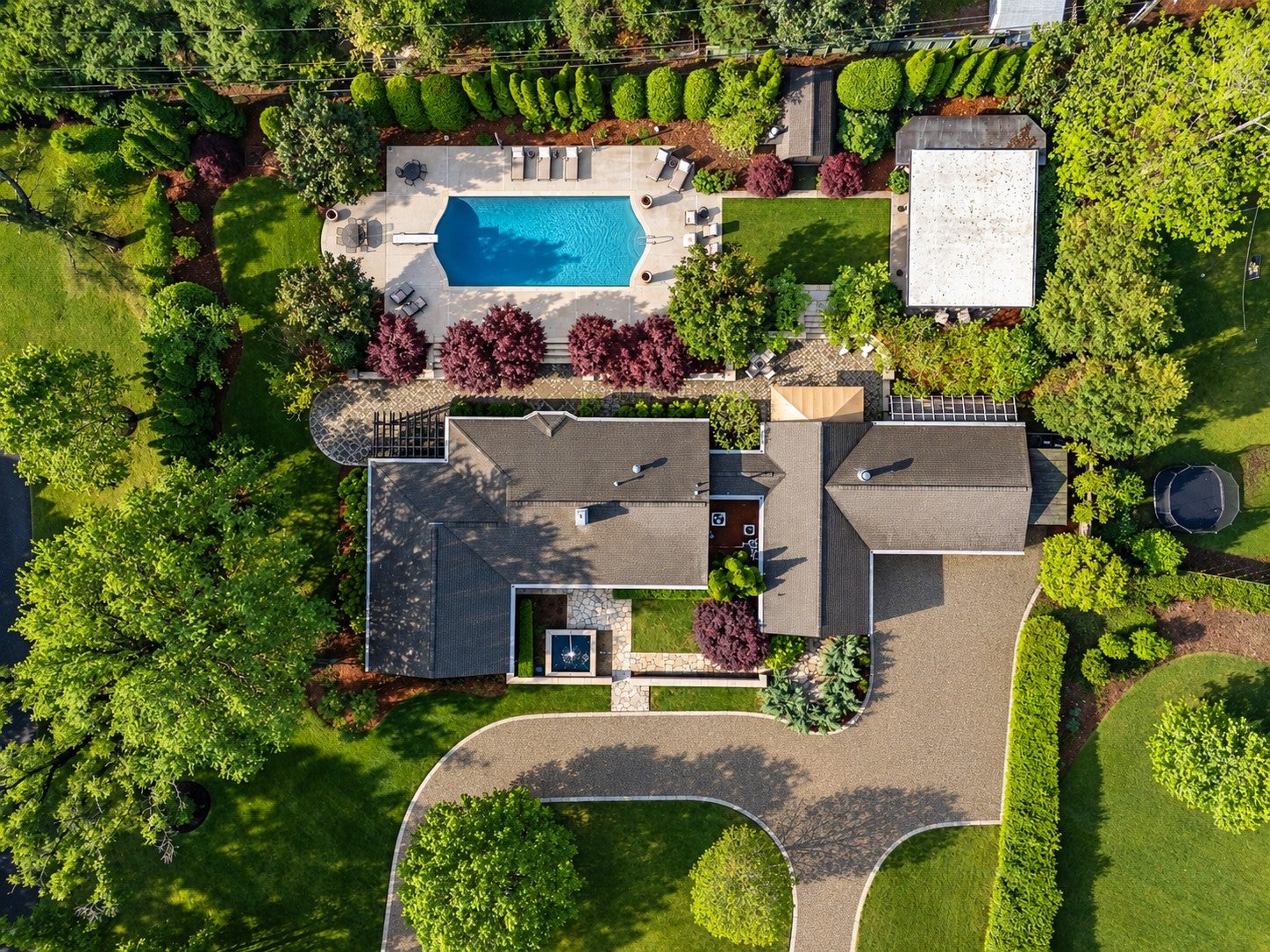 4-bed listing at 225 Hillwood Blvd, Nashville