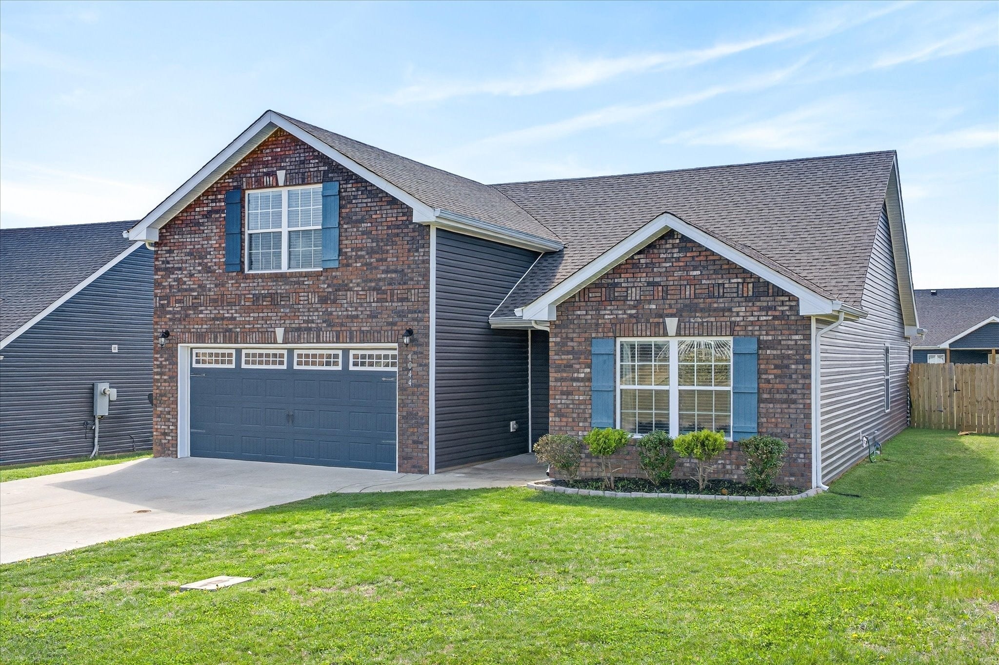1044 Charles Thomas Dr