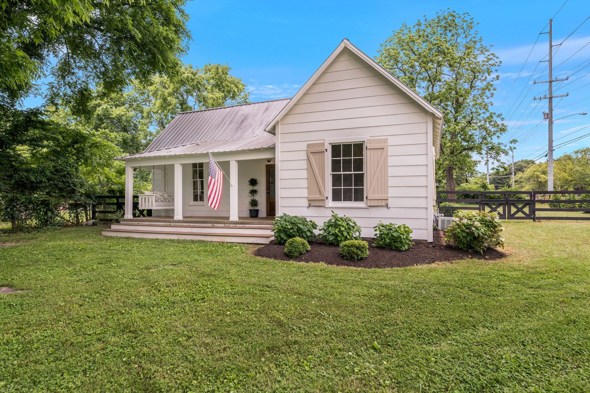 1423 Sulphur Springs Rd