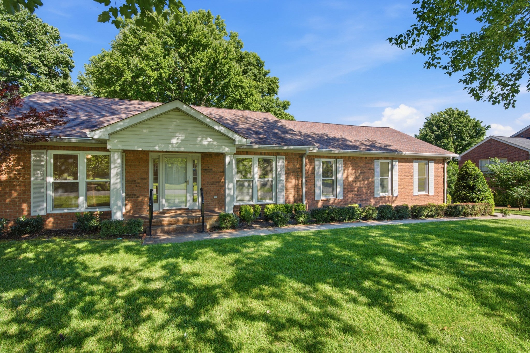 533 Hearthstone Cir
