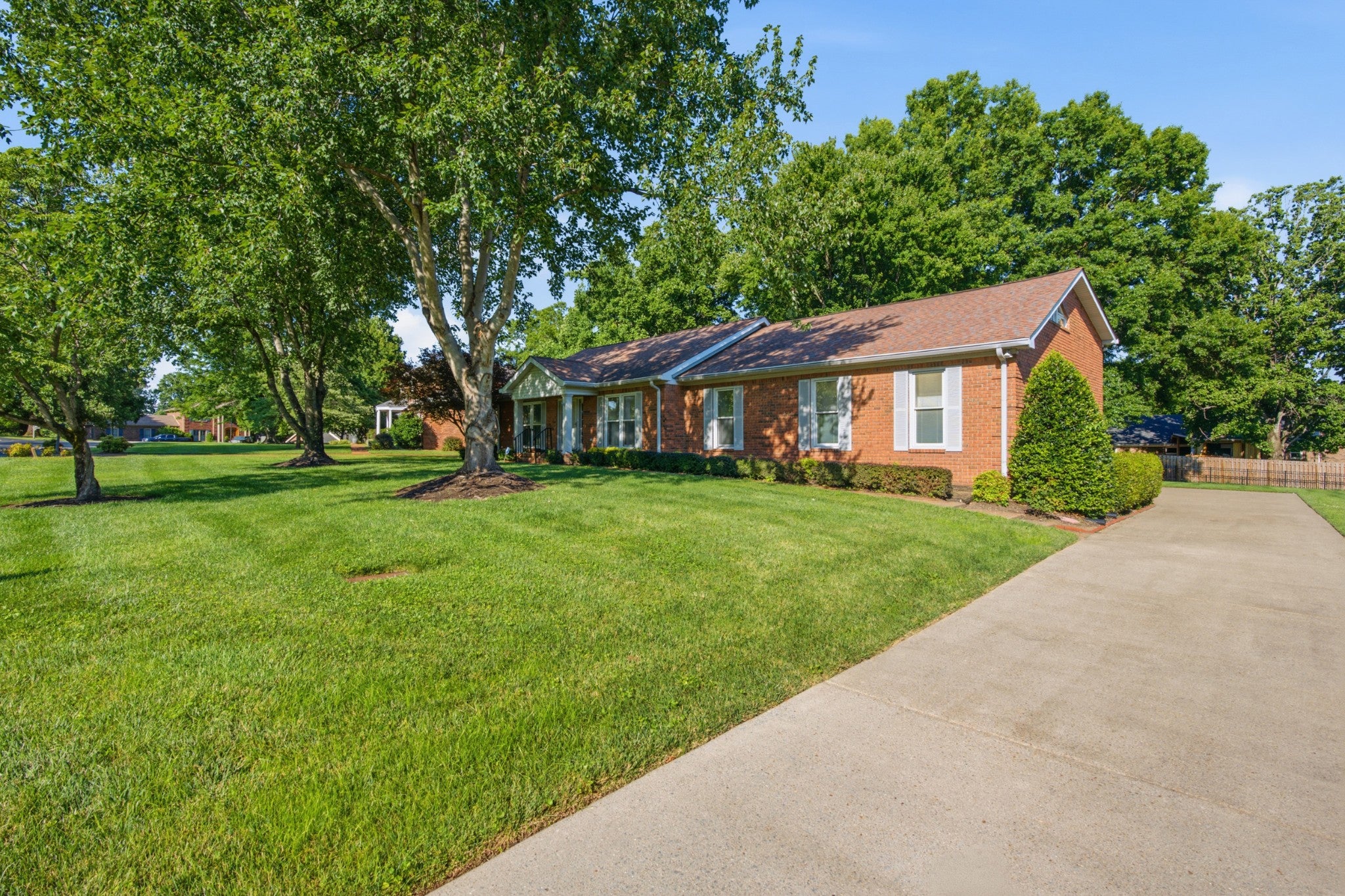 533 Hearthstone Cir