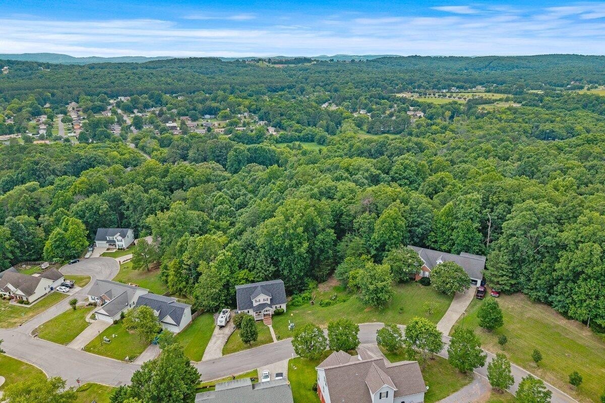 171 Mapleton Ridge Drive NW