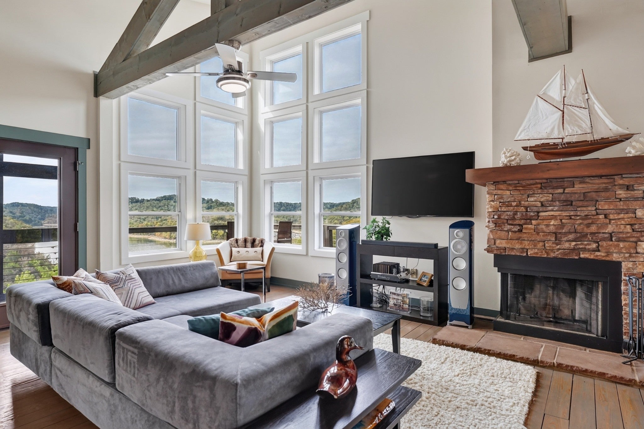 295 Hope Cv