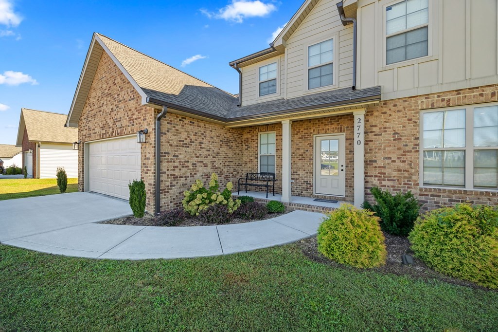 2770 Autumn Woods Trl