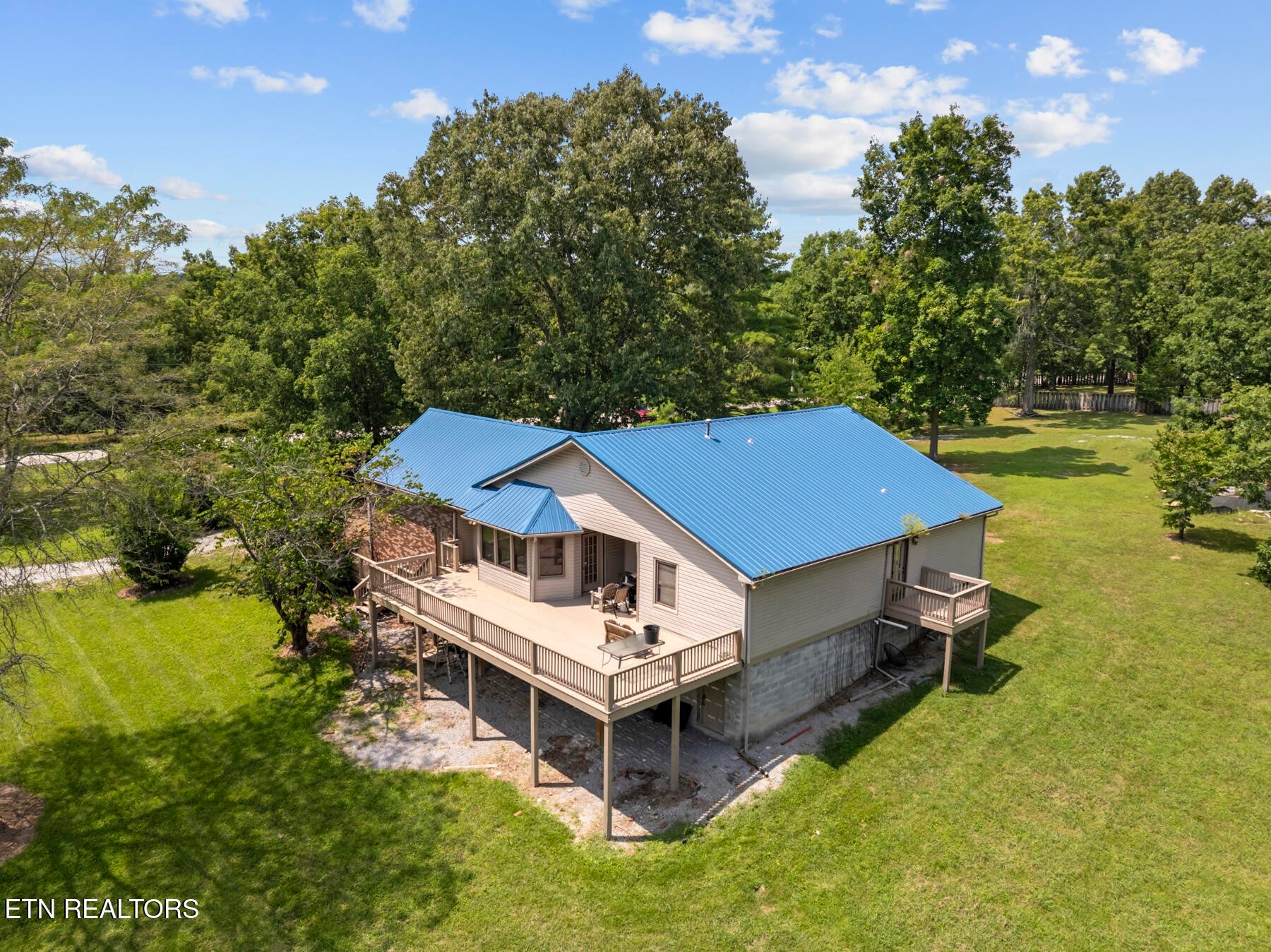 71 Creekway Drive
