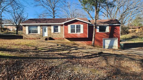 312 Bluebird Ln Dickson TN 37055
