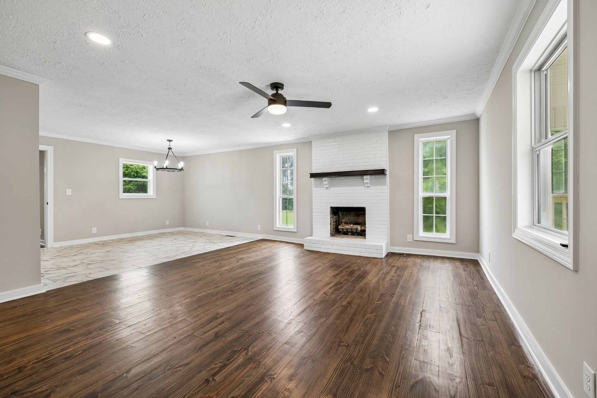 1944 Cainsville Rd