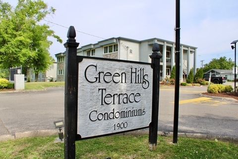 Photo of 1900 Richard Jones Rd #V9, Nashville, TN 37215 (MLS # 3217237)