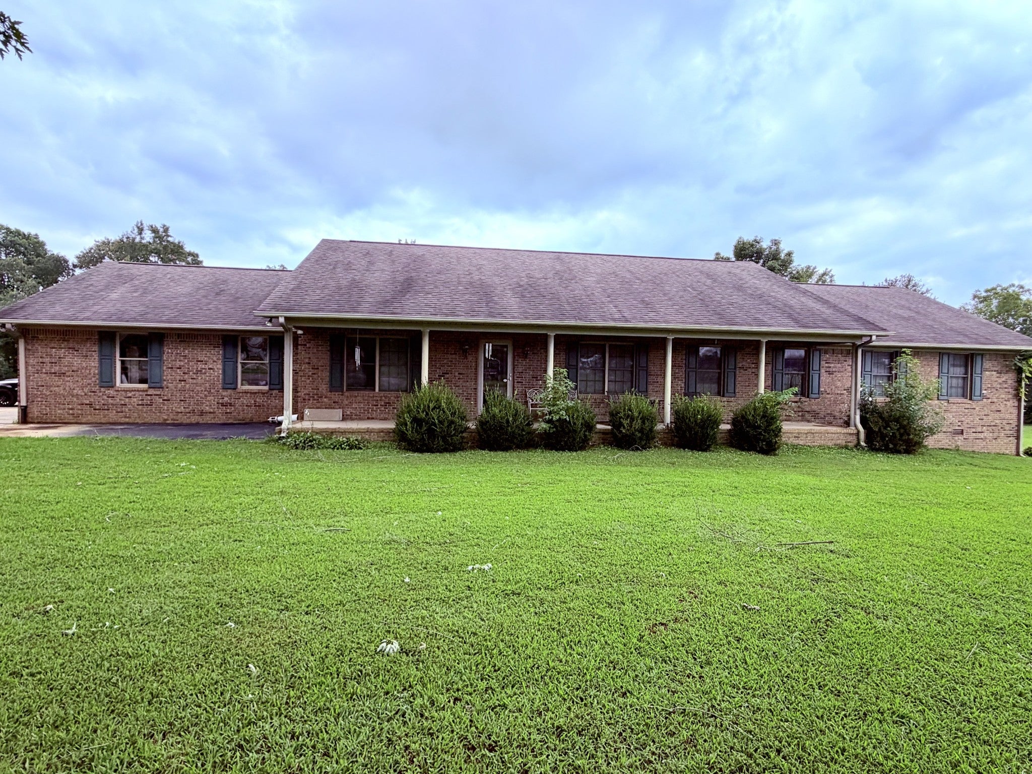 1518 Highway 140 E