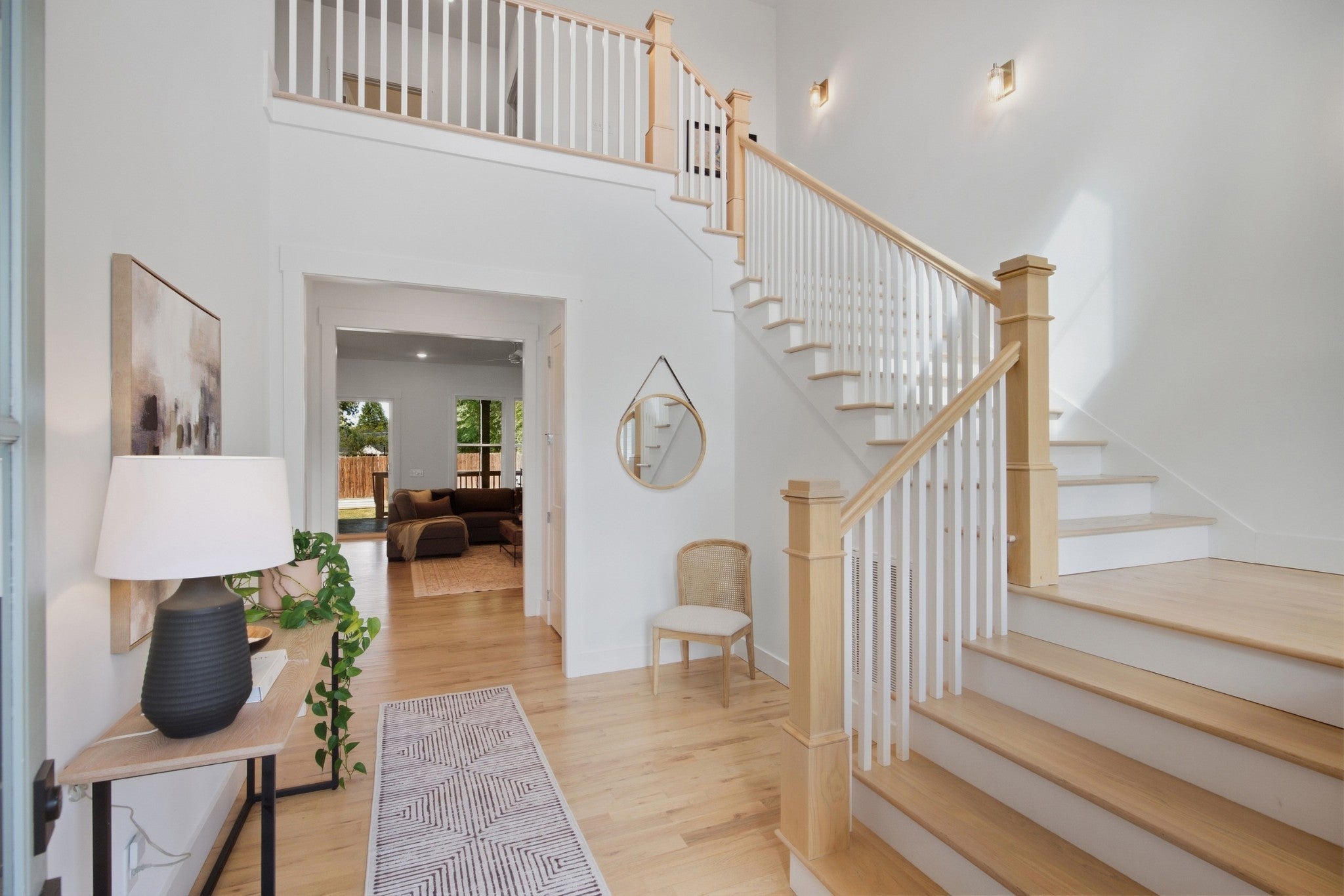 2C Belle Forrest Ave