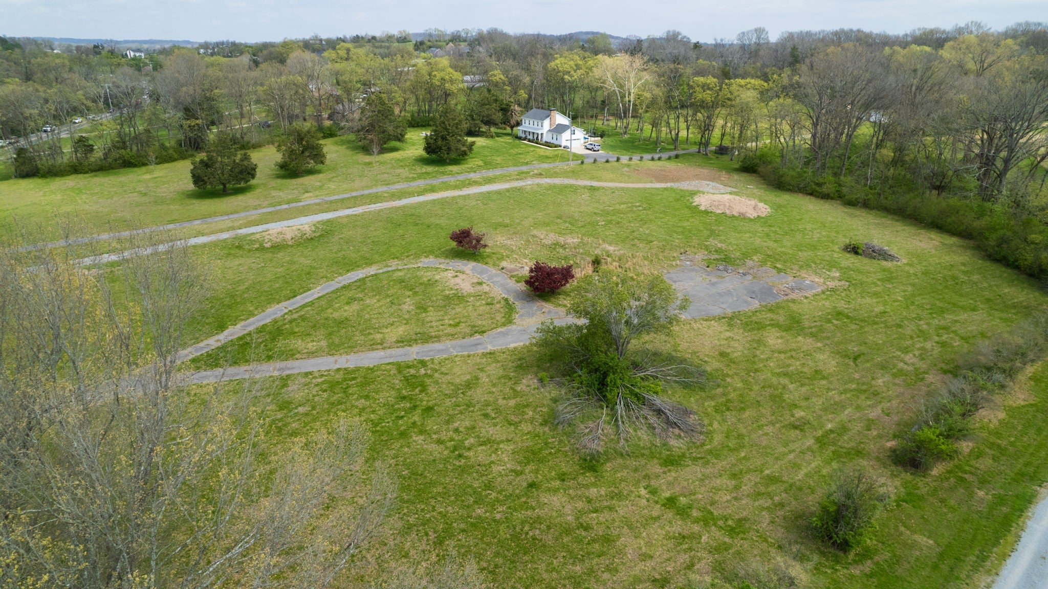 712 New Shackle Island Rd