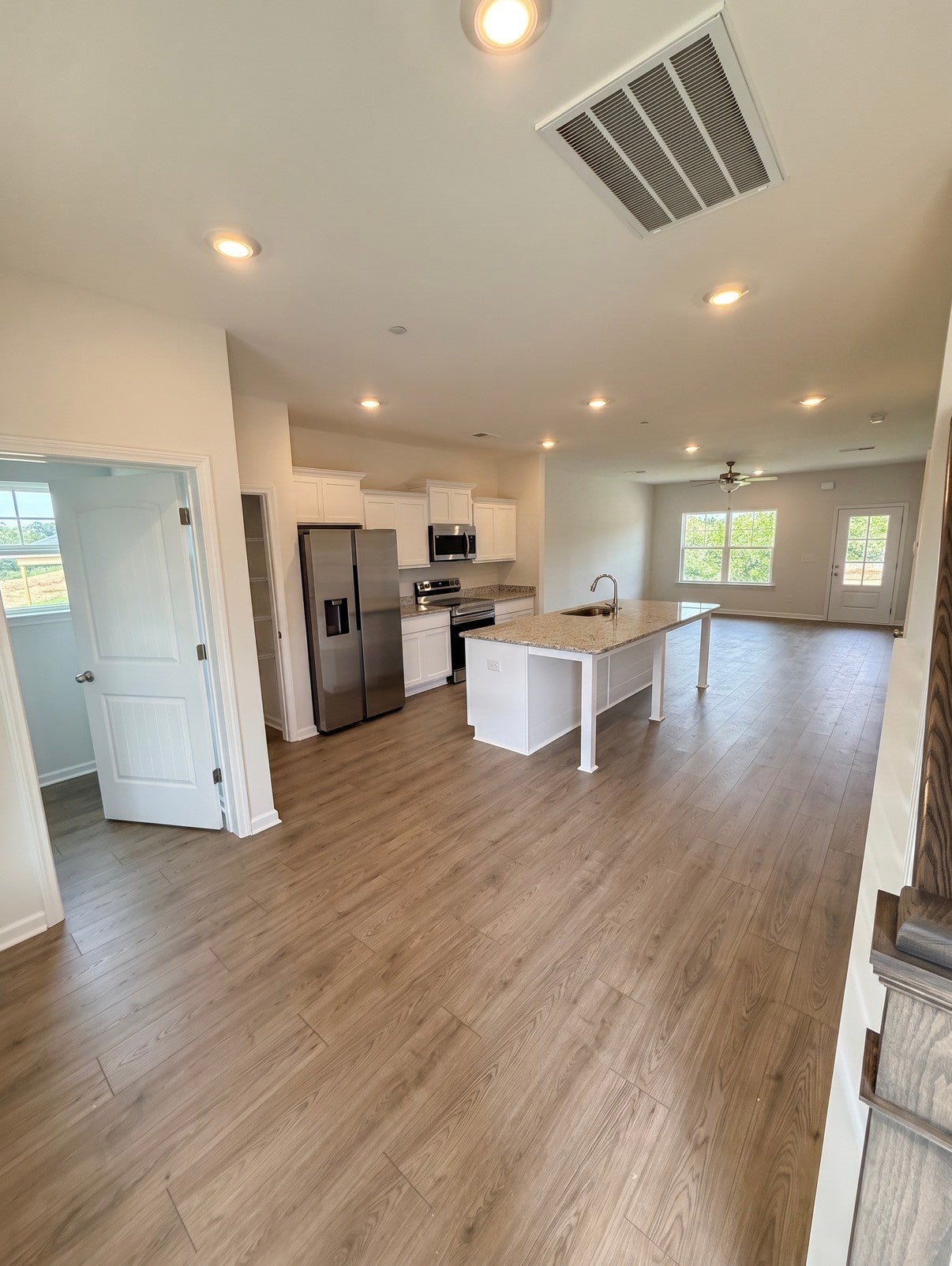 1252 Amber Hills Drive