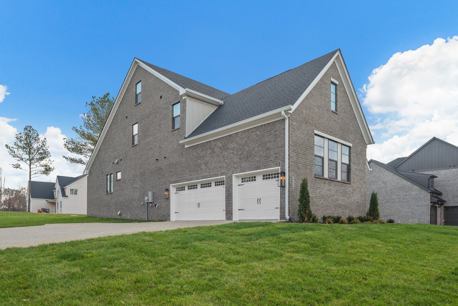 7291 Orrinshire Dr