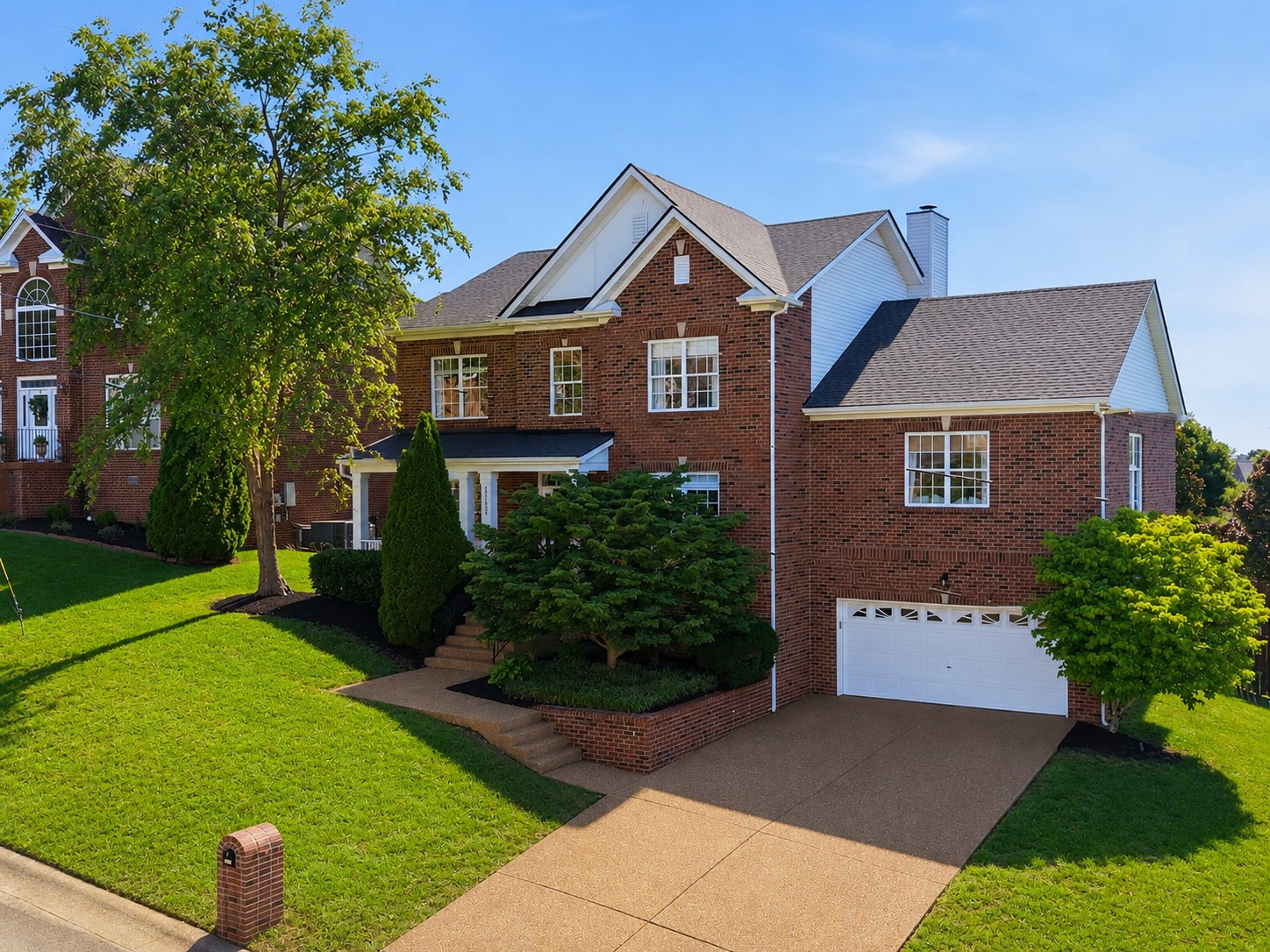 1605 Braebury Cir