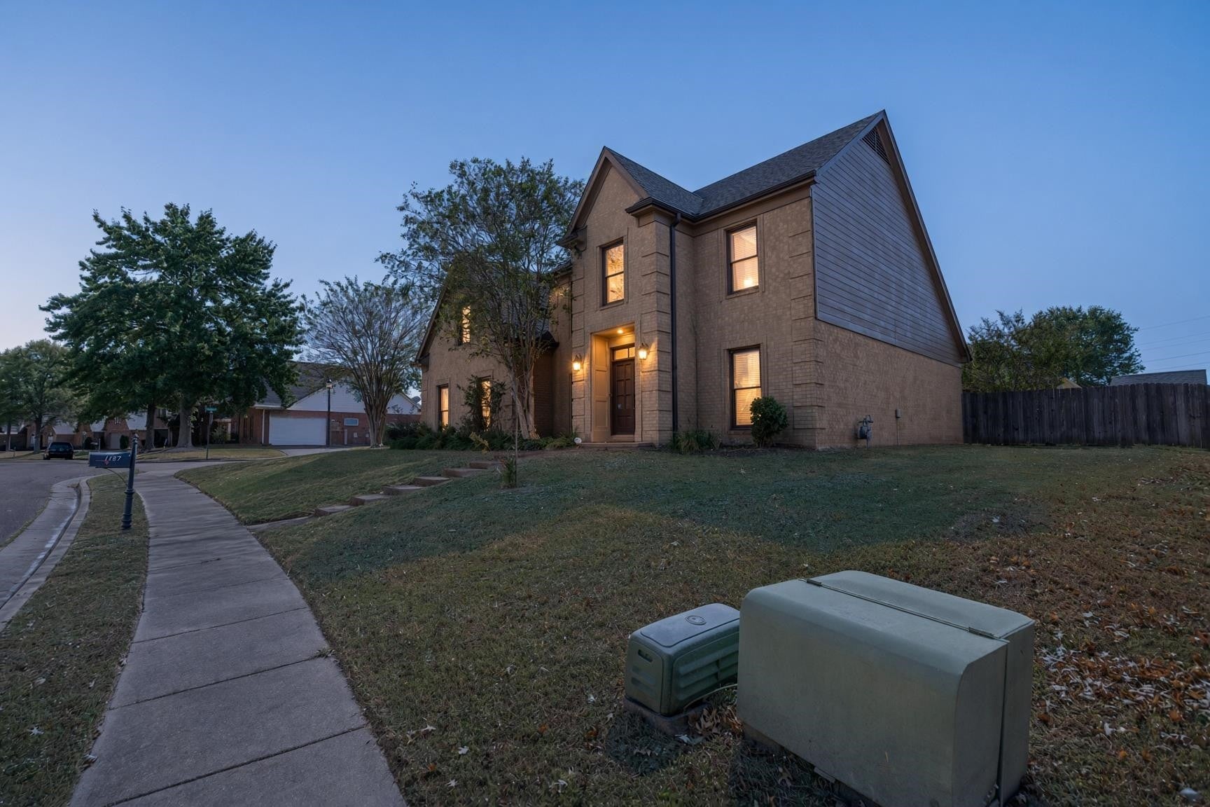 1187 SANBYRN DR