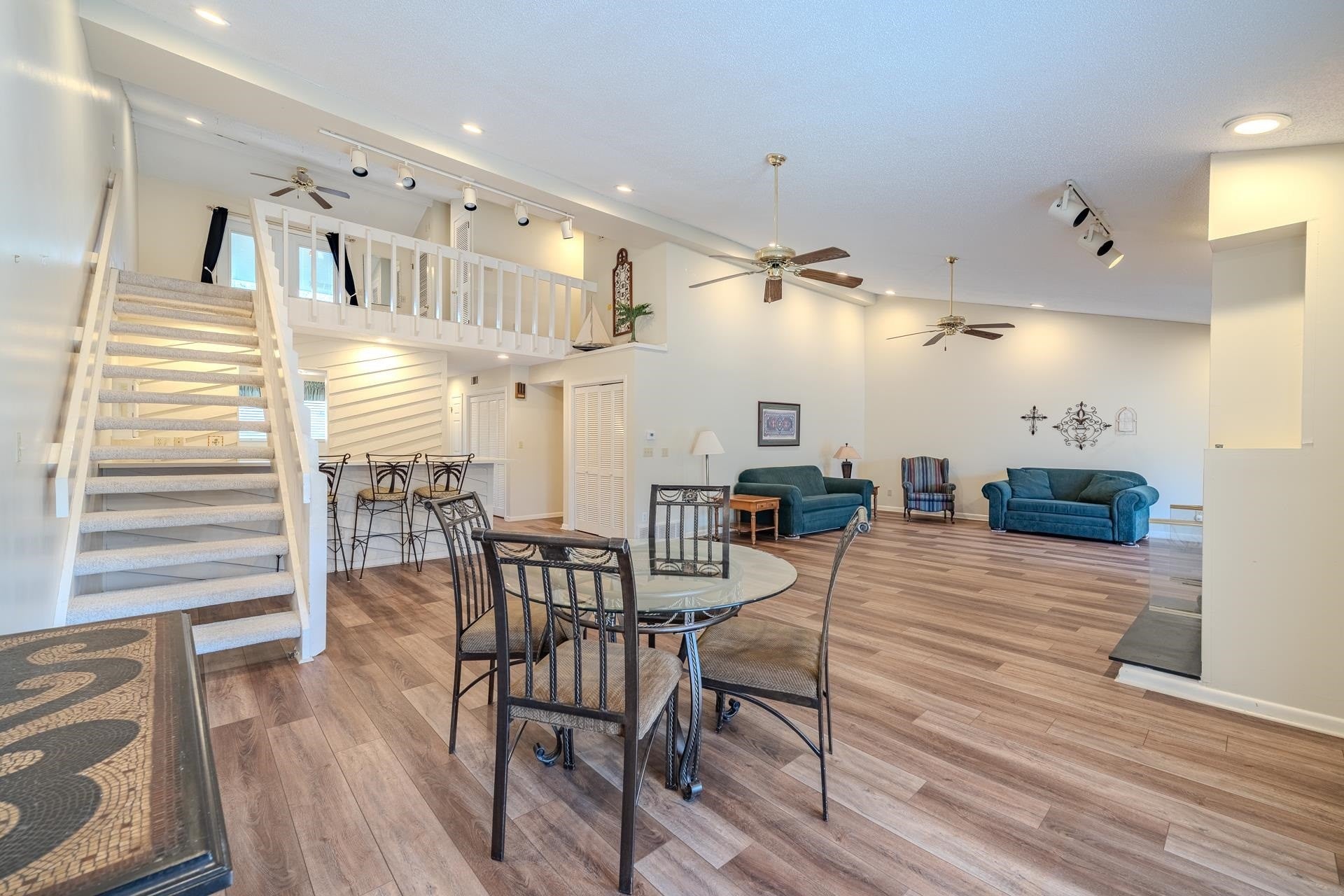 116 DRIFTWOOD RD