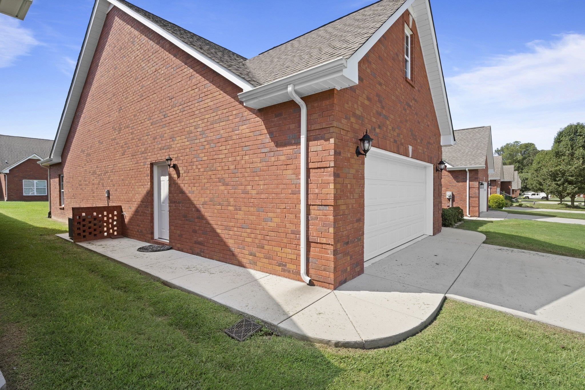 319 Chase Cir