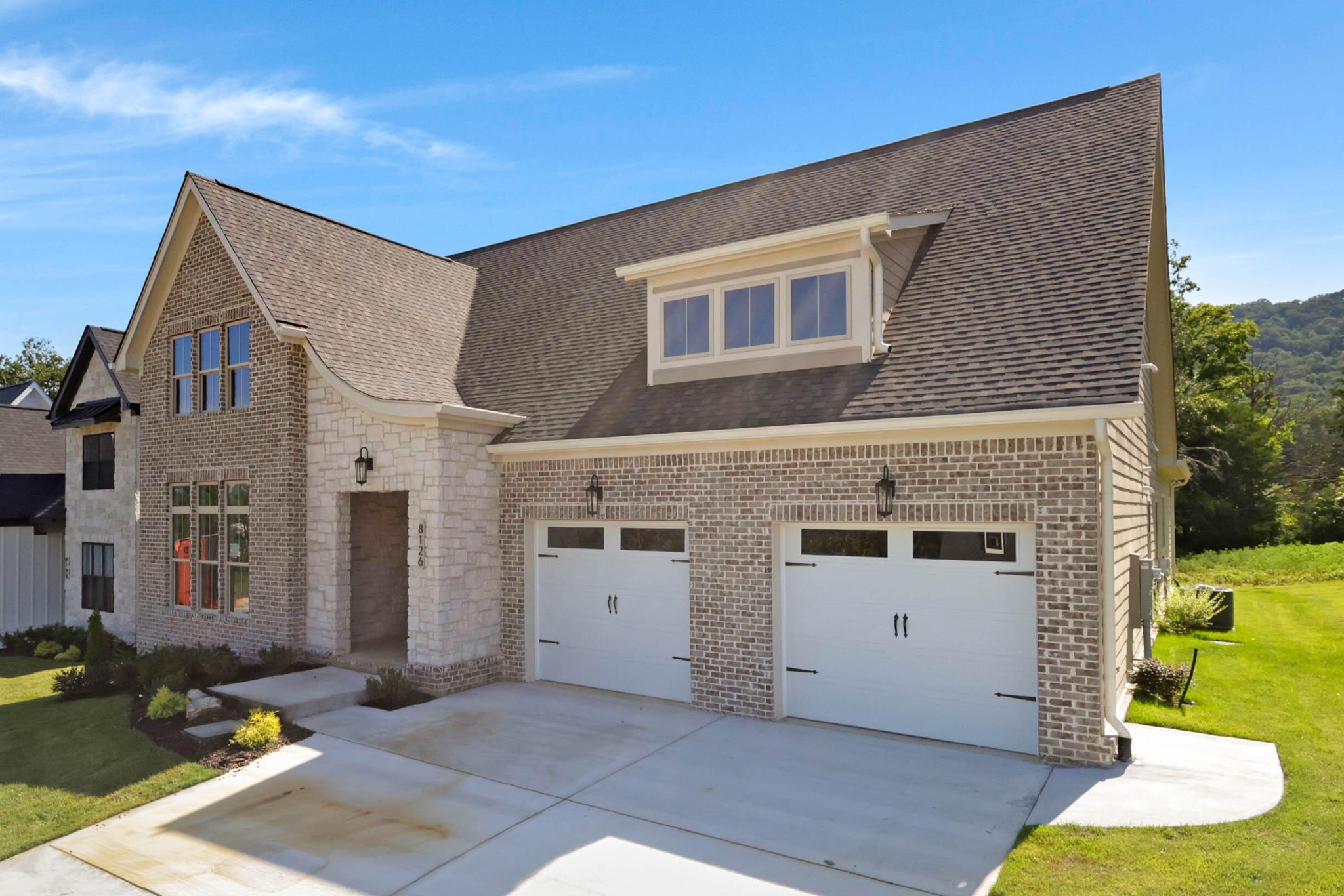 8126 Sir Oliphant Way Lot #33