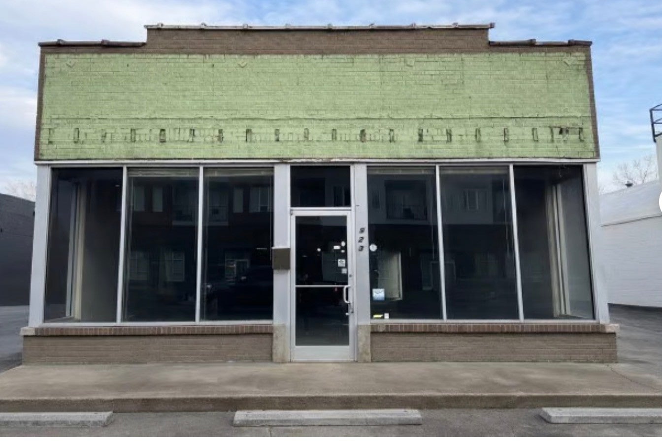 listing at 923 Dickerson Pike, Nashville