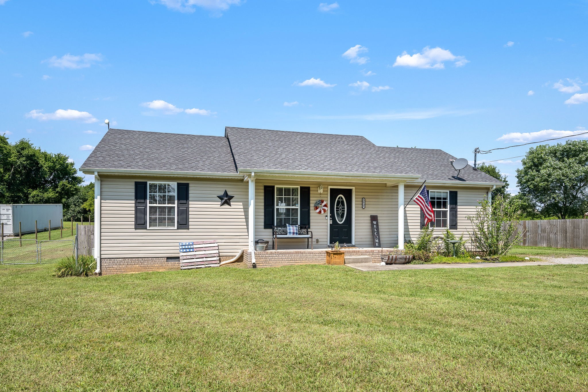 3937 Honeysuckle Way