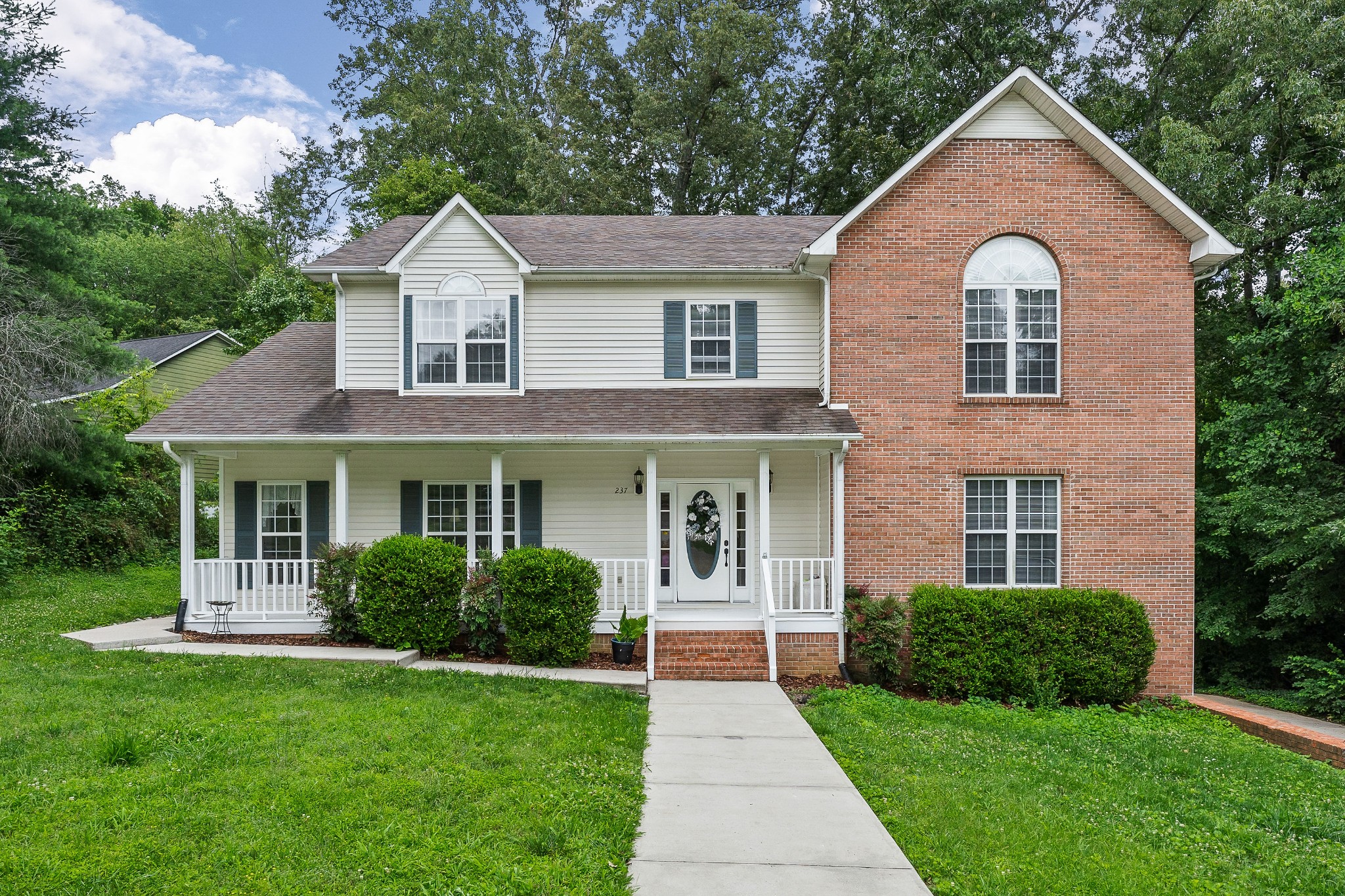 237 Windsor Dr