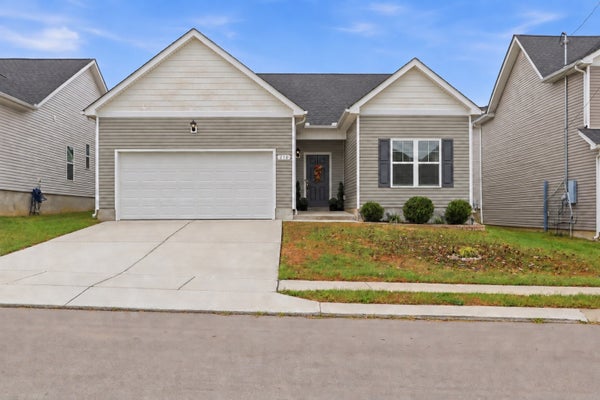 210 TRIPLE CROWN CT, SHELBYVILLE, TN 37160 - Image 02b072fa2b628cfc7f60805899472c71/86599758