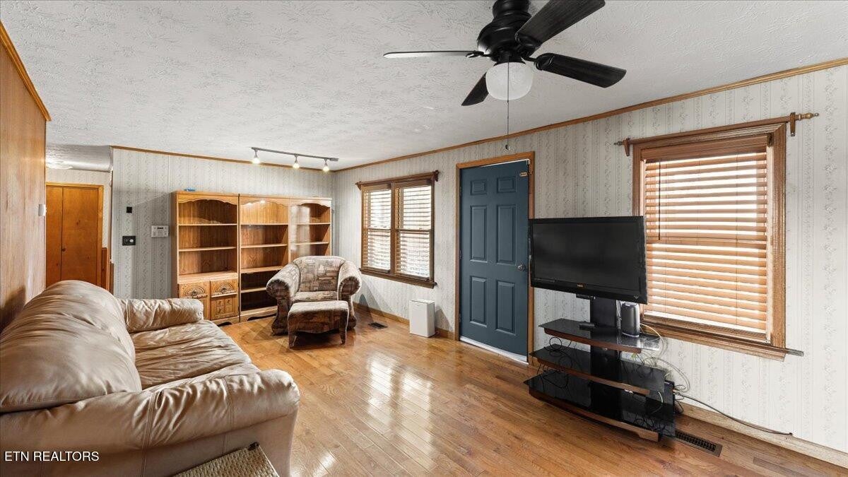 2956 Clover Hill Ridge Rd