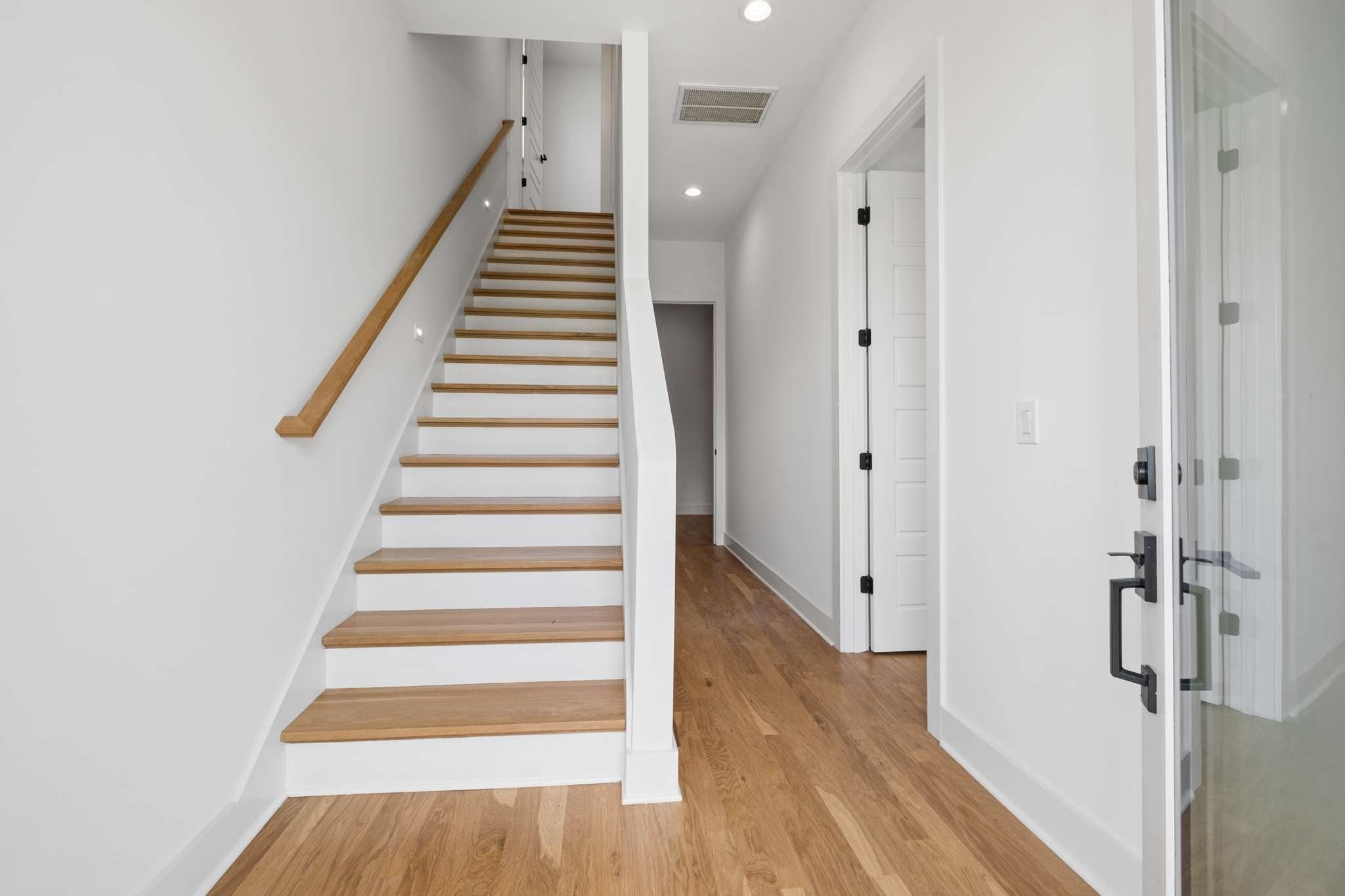 2225 Herman St