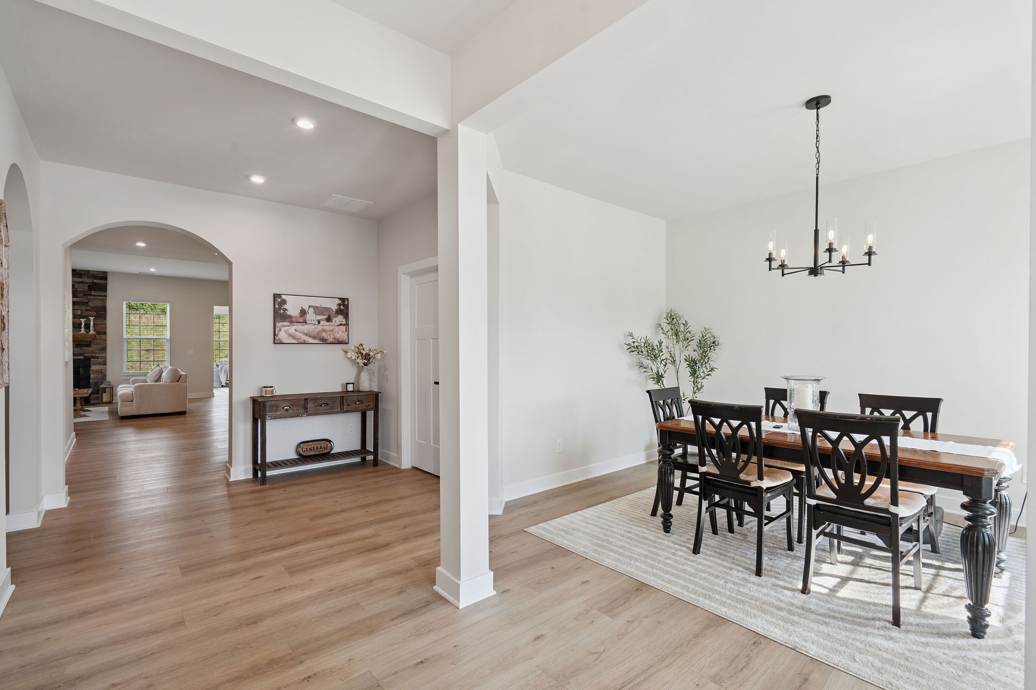 4031 Oglethorpe Dr