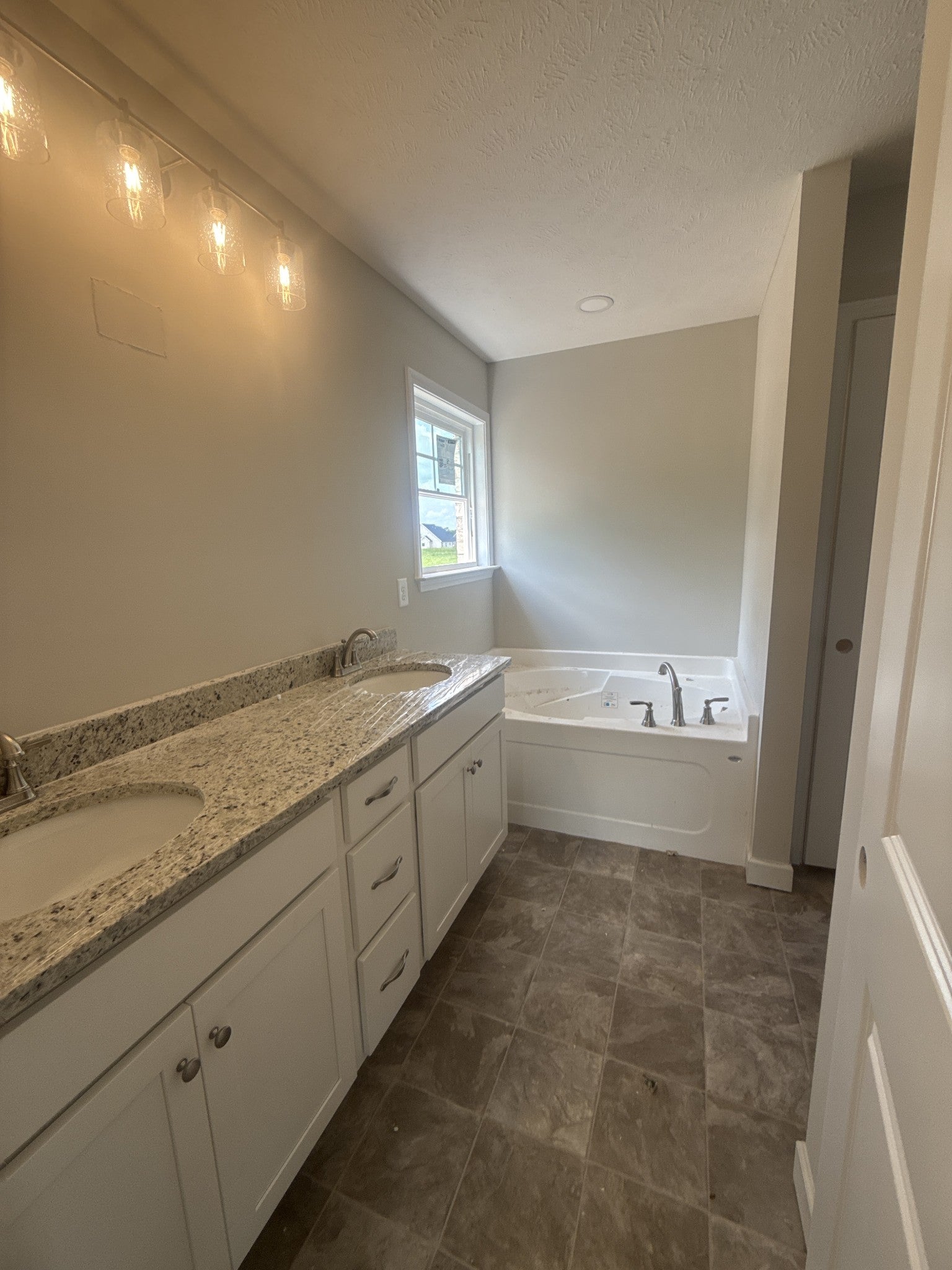 3180 Dusenburg Dr