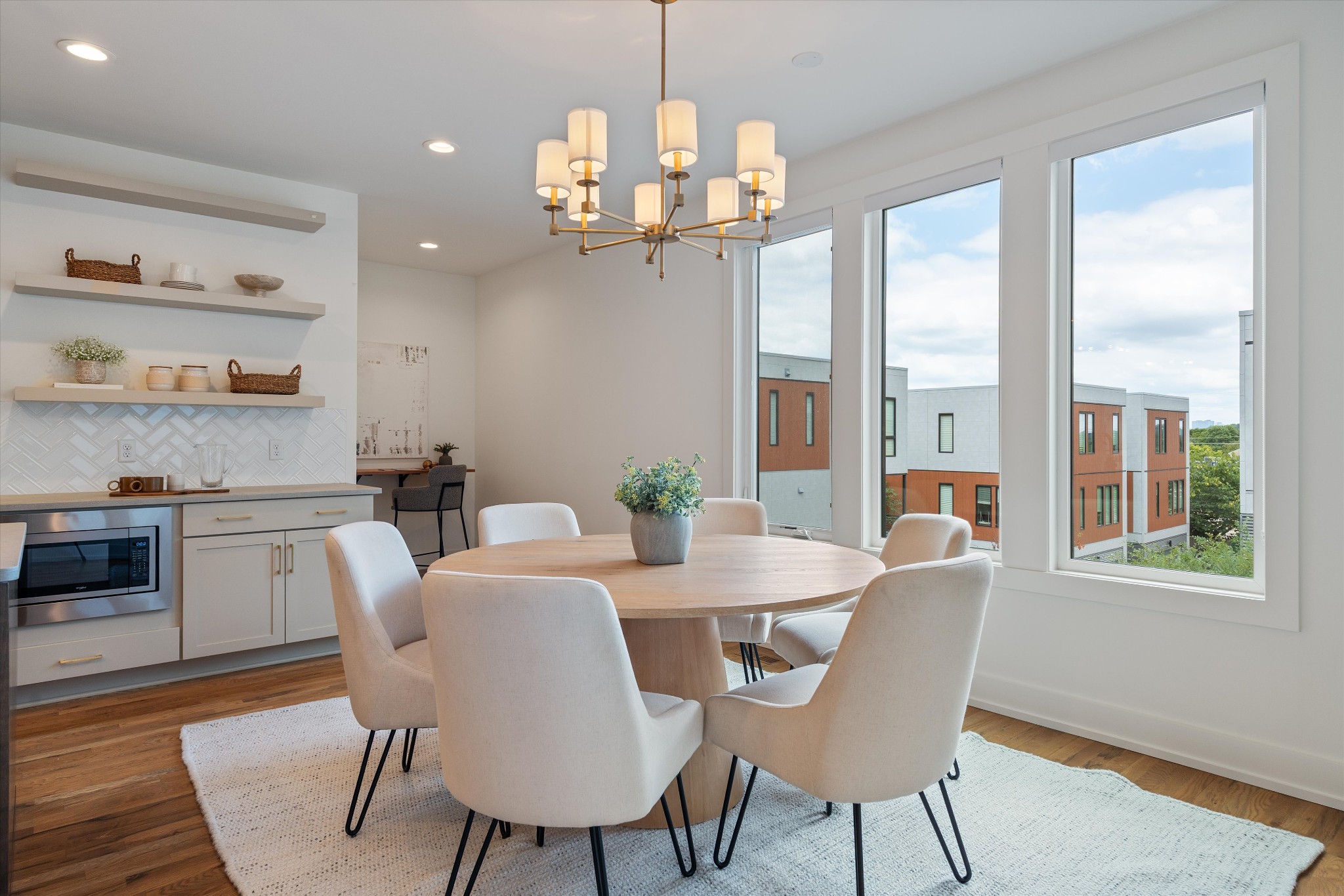 110 Oceola Ave 2