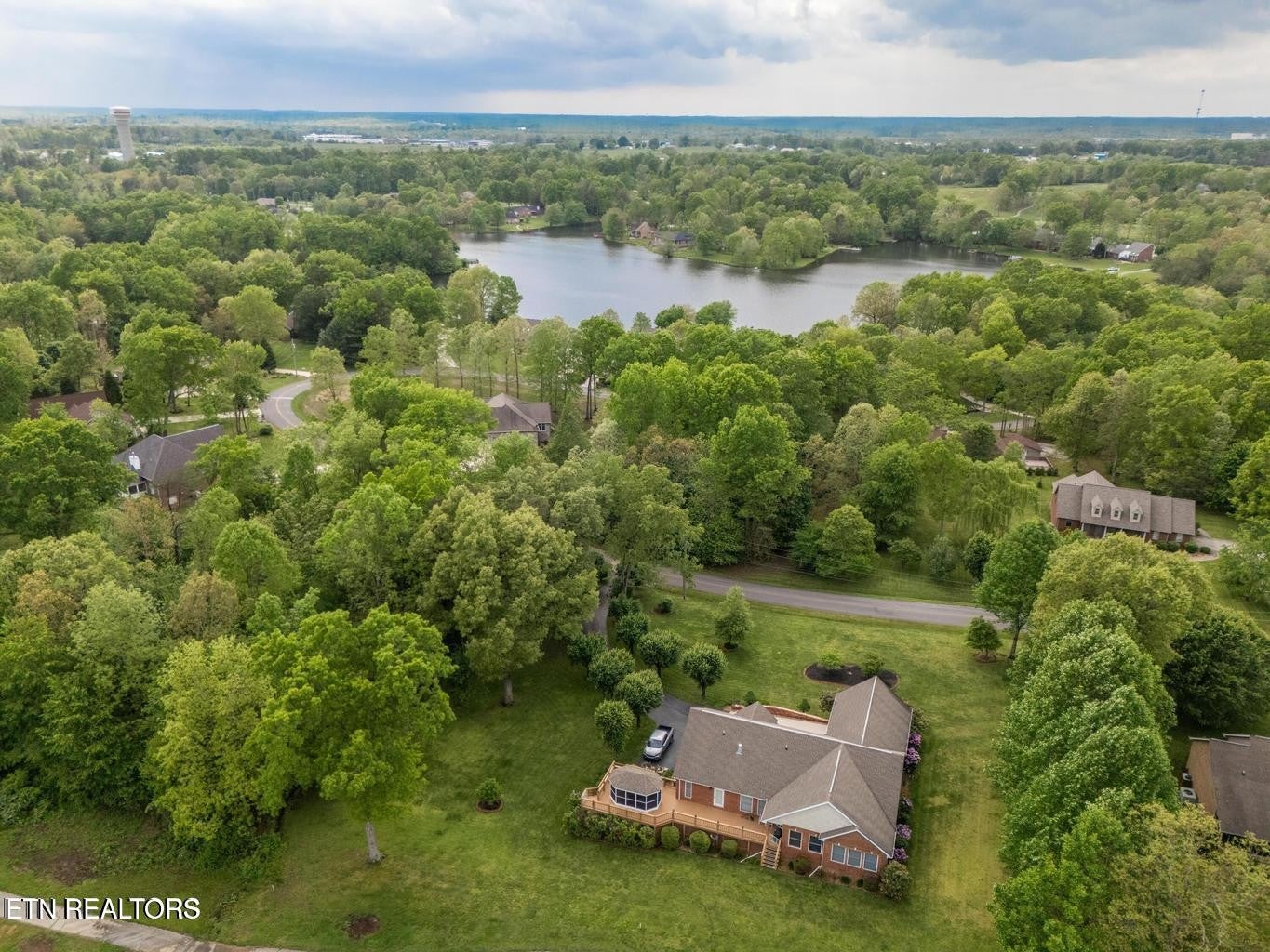 320 Iron Wood Circle