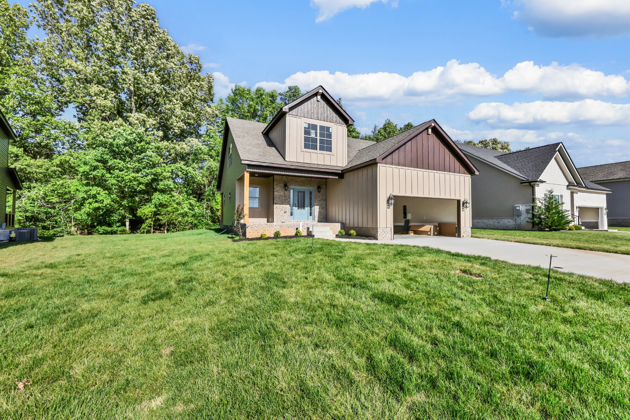 349 Chase Dr