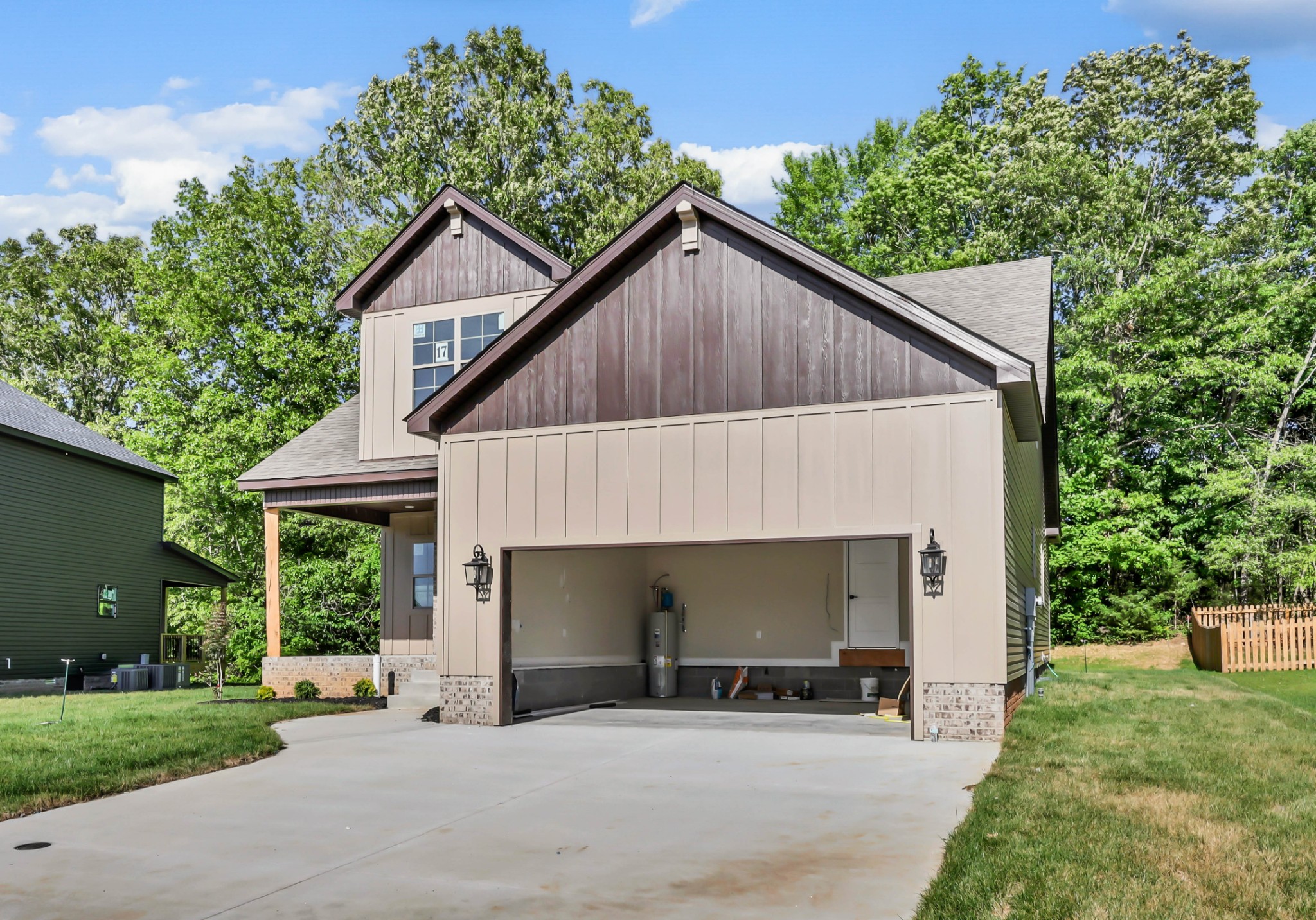 349 Chase Dr