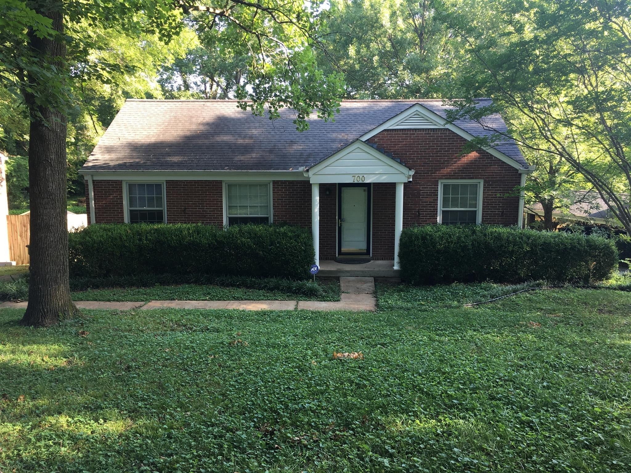 3.0-bed rental at 700 Canebrake Dr