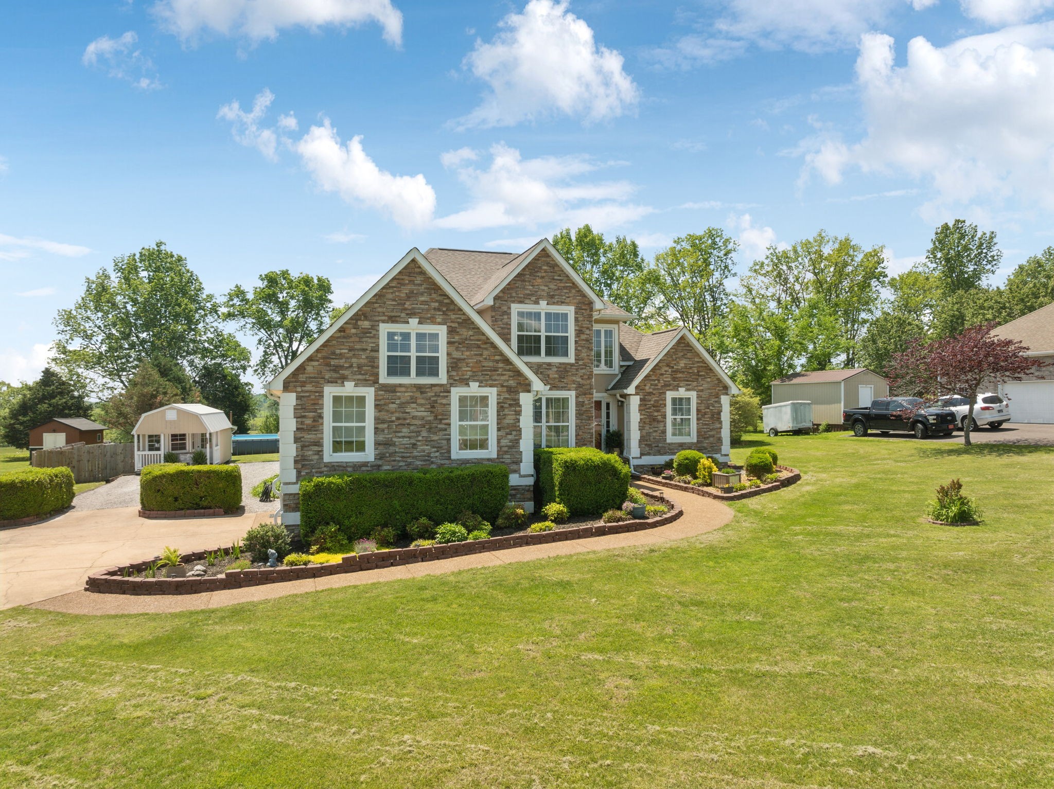1427 Oak Leaf Dr