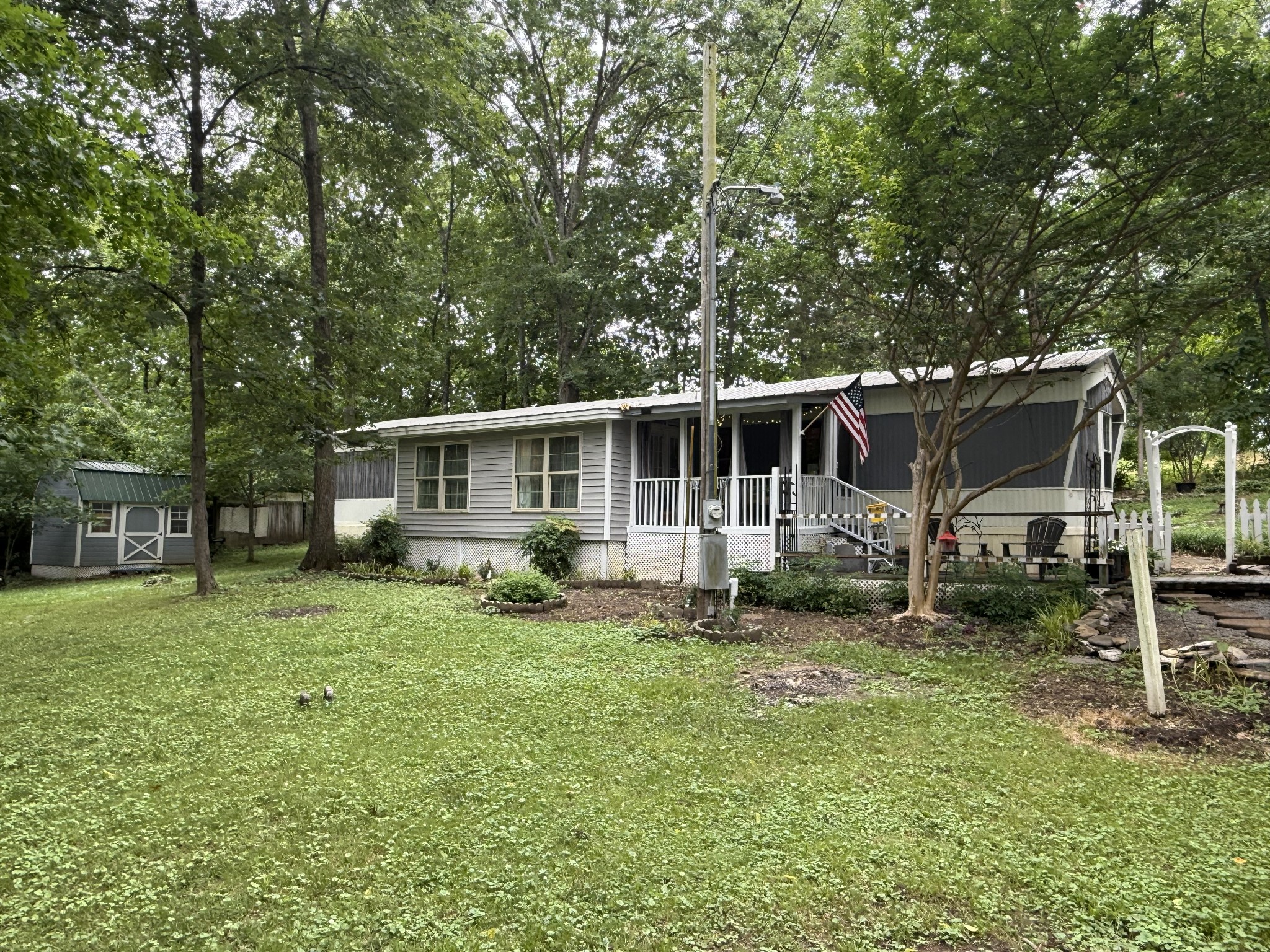 1231 Valleyview Dr