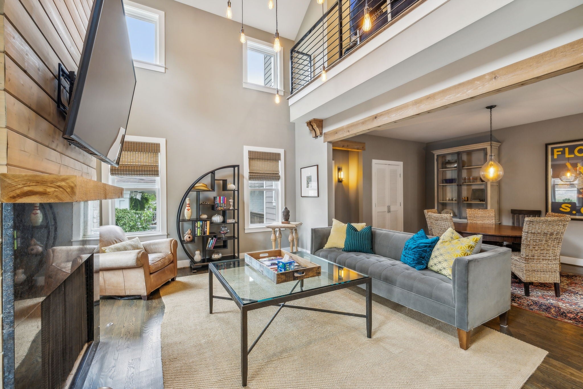 4.0-bed rental at 1007 10th Ave N Ave