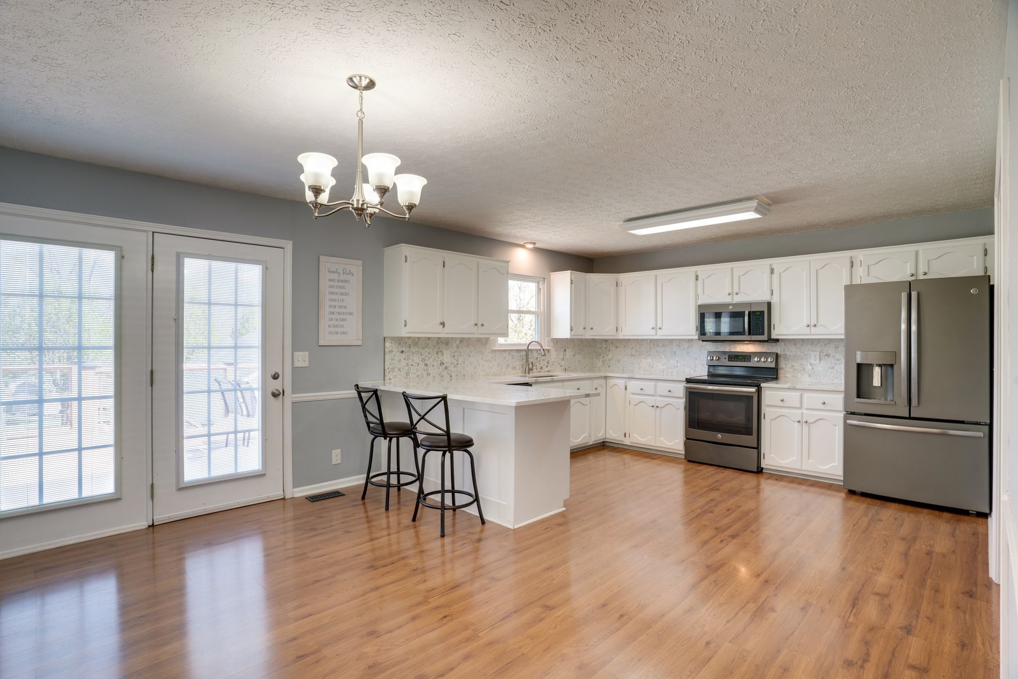 145 S Palmers Chapel Rd