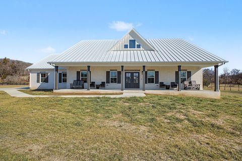 972 Dobbins Pike Gallatin TN 37066