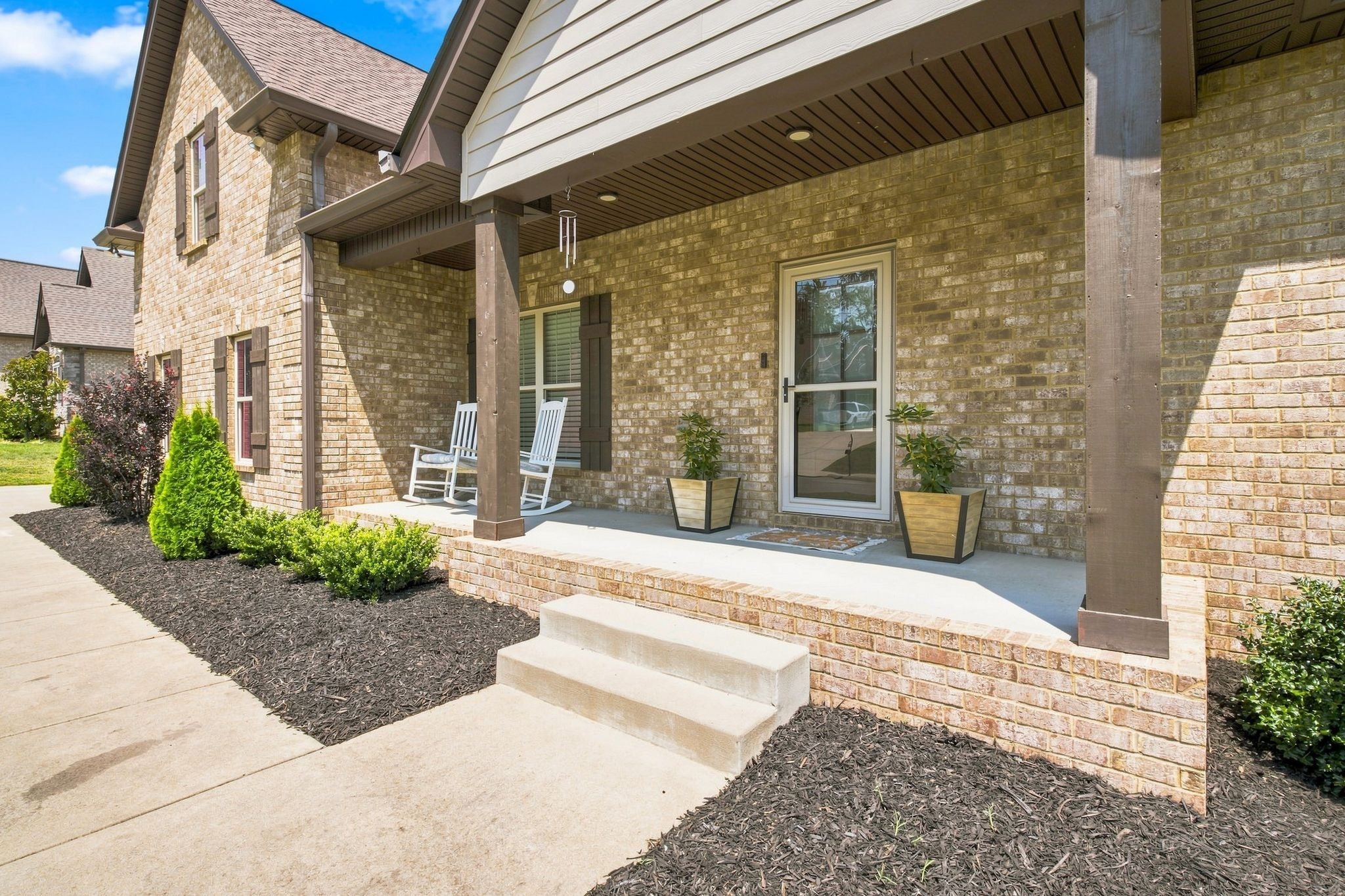 6023 W Mayflower Ct