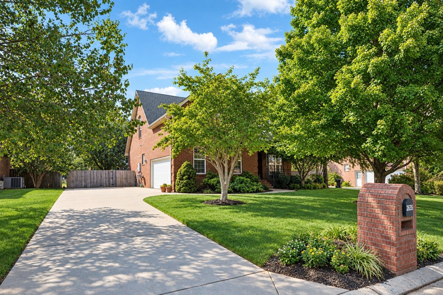2635 Isaiah Dr