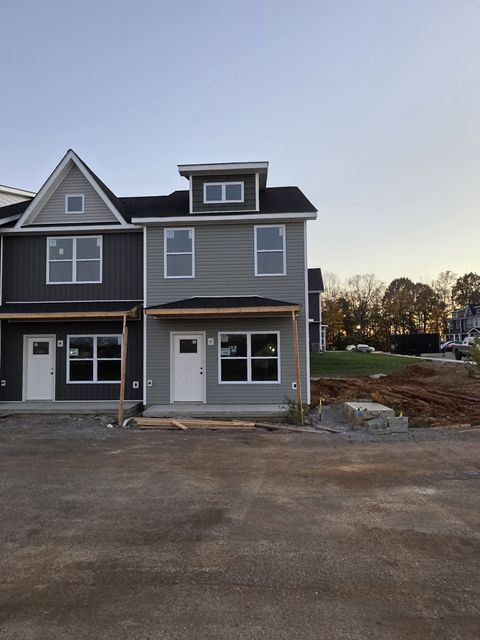 132 Front Ridge Circle Clarksville TN 37040