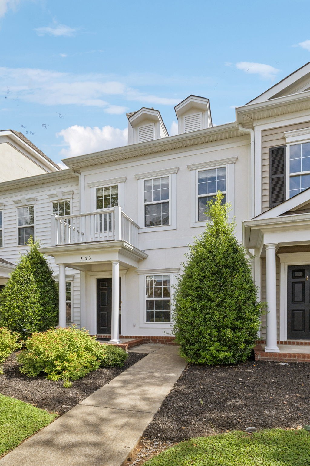 2123 Gold Valley Dr