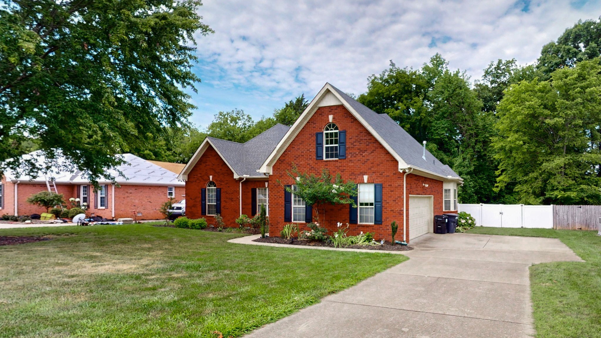 2943 Regenwood Dr