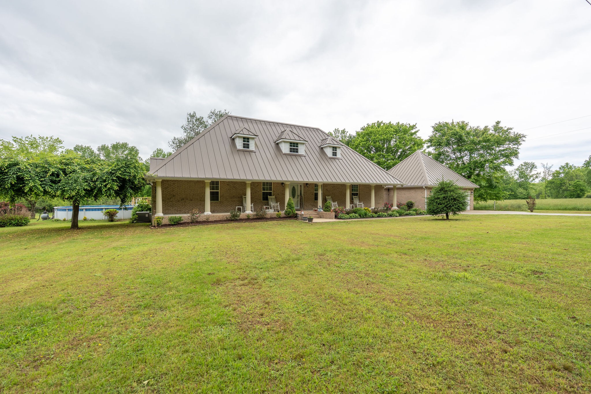 8276 Middle Butler Rd